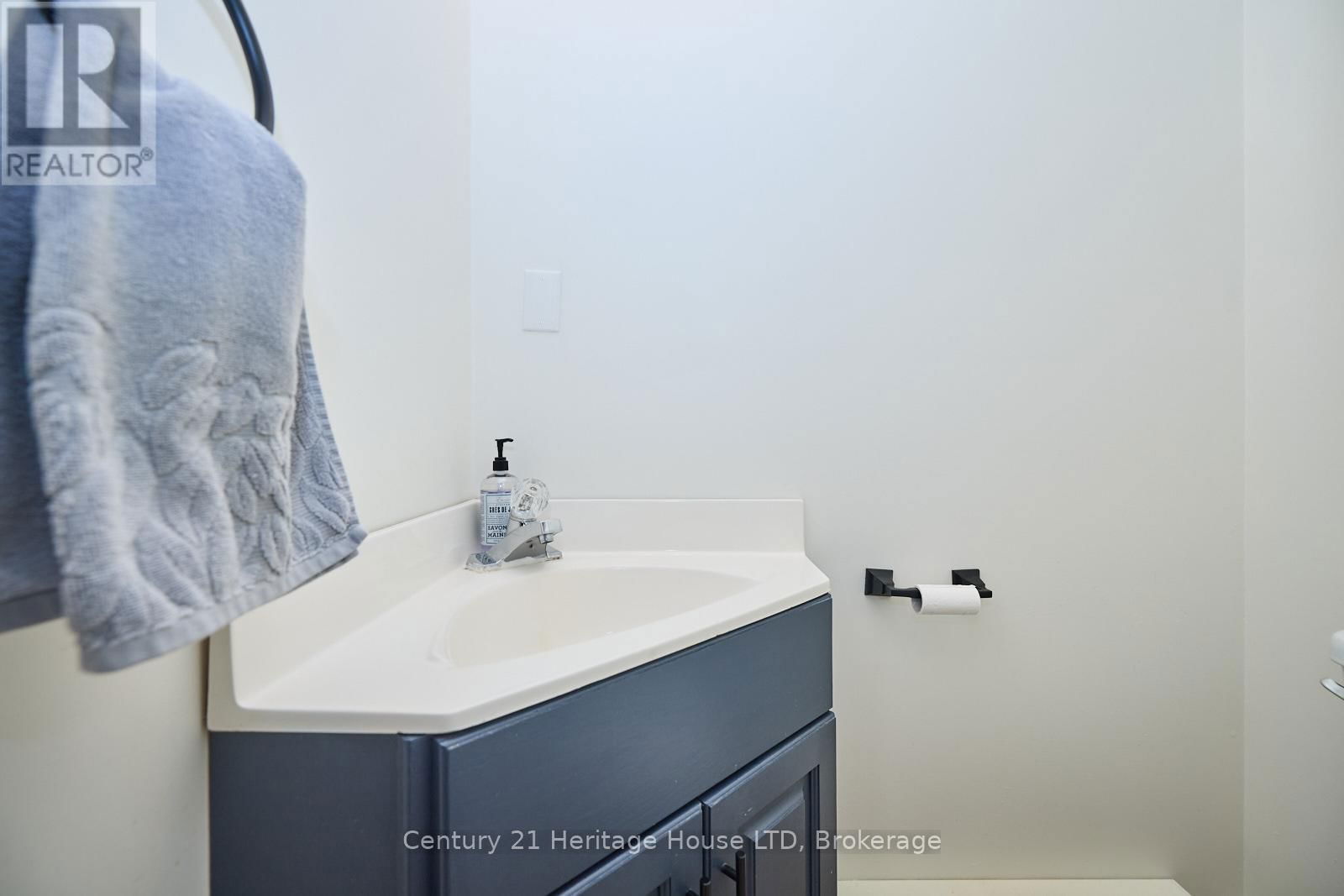 5930 MICHENER ROAD Image 26