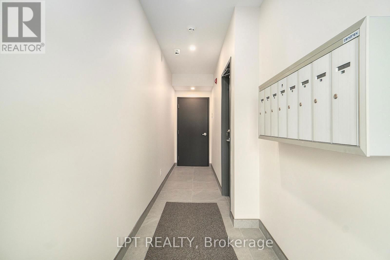 4 - 158 LAVAL STREET Image 2