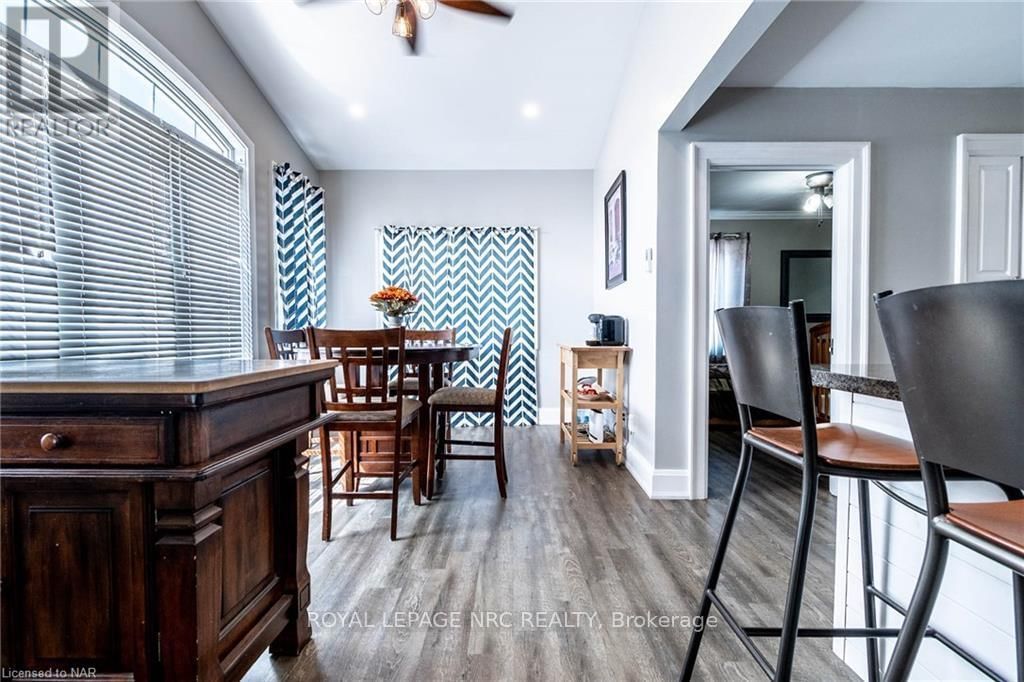 3269 YOUNG AVENUE Image 16