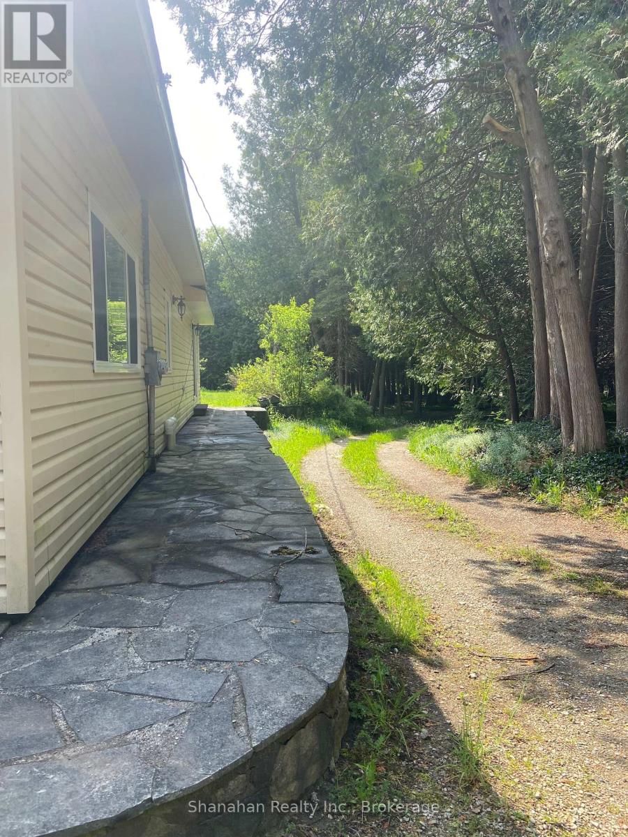 17 LITTLE COVE ROAD SOUTH Image 3