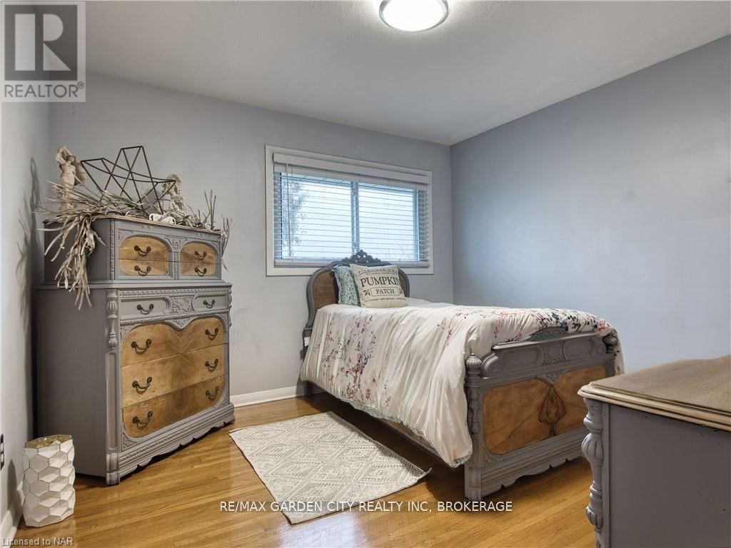 1729 THIRD ST LOUTH Image 23