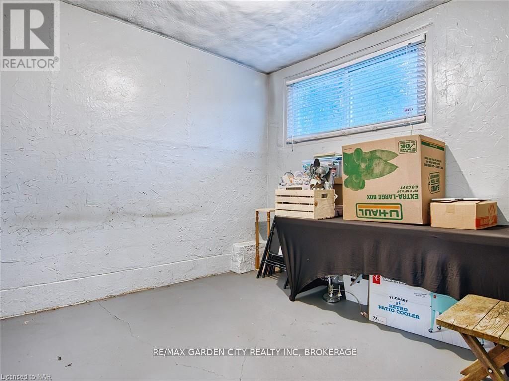 1729 THIRD ST LOUTH Image 31