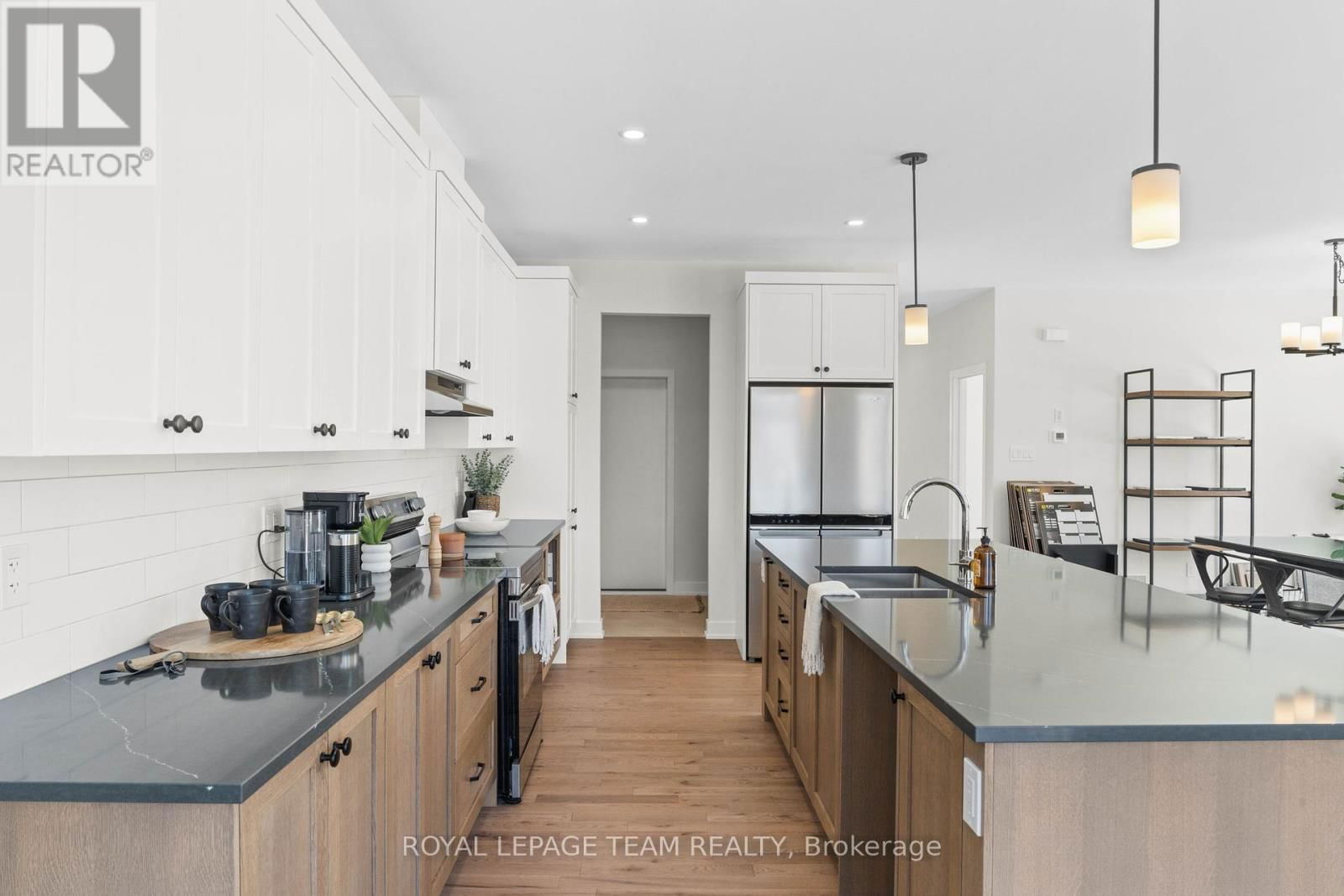 1058 TURNER DRIVE Image 10