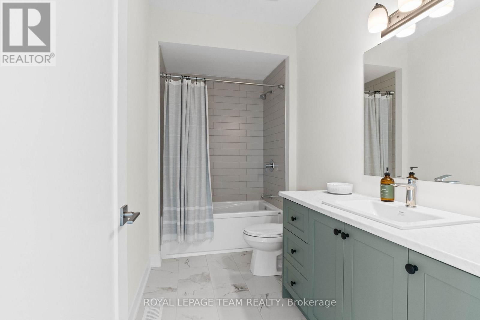 1058 TURNER DRIVE Image 30