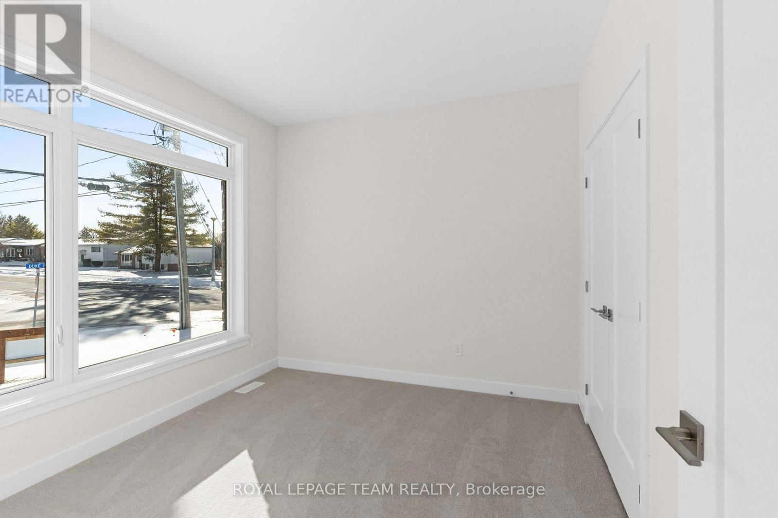1058 TURNER DRIVE Image 31