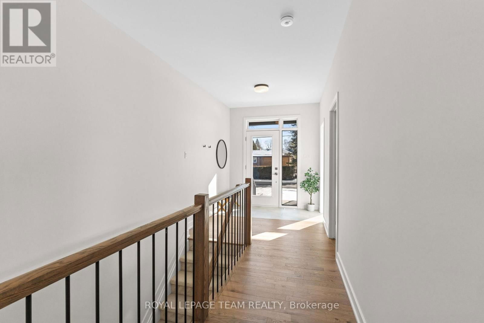 1058 TURNER DRIVE Image 4
