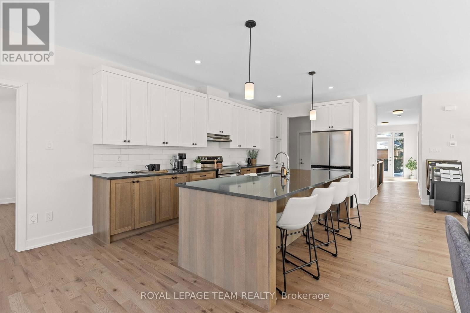 1058 TURNER DRIVE Image 9