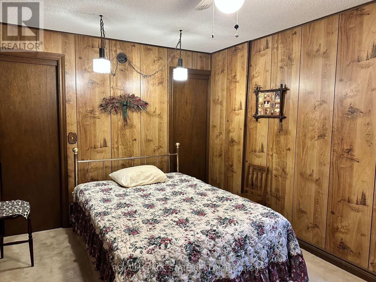 415 GRIFFITH STREET Image 15
