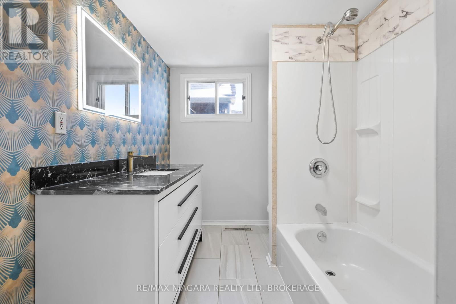1 - 115 KINNEAR STREET Image 8