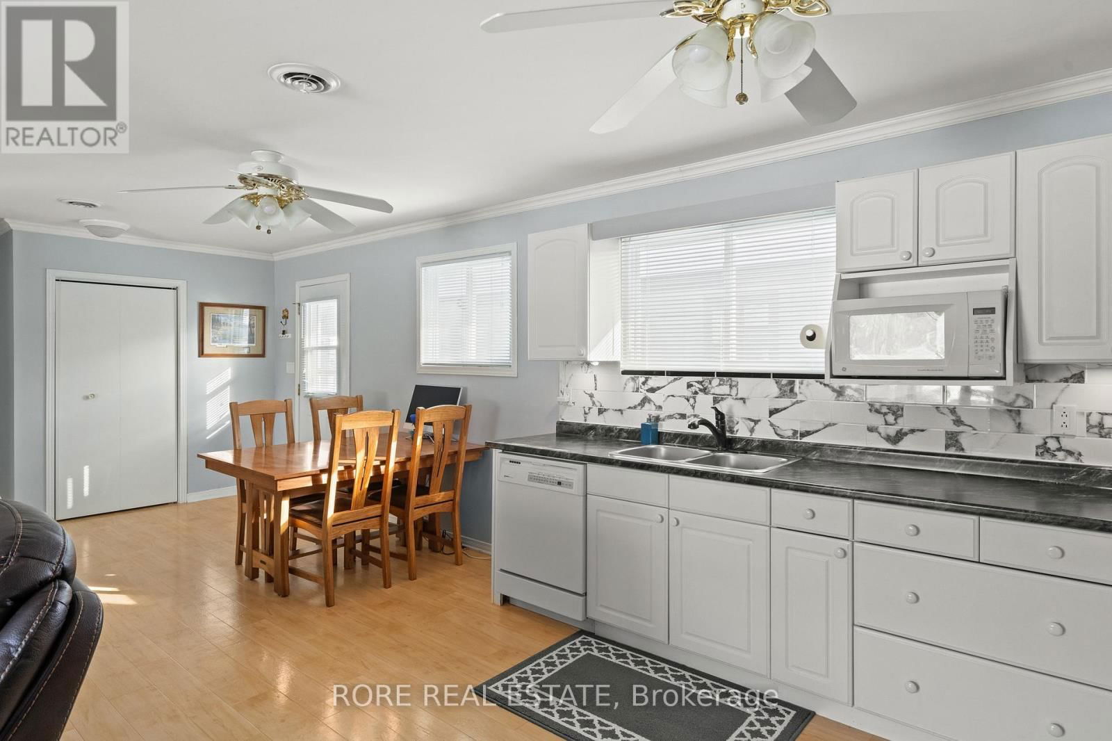 128 COOK AVENUE Image 11