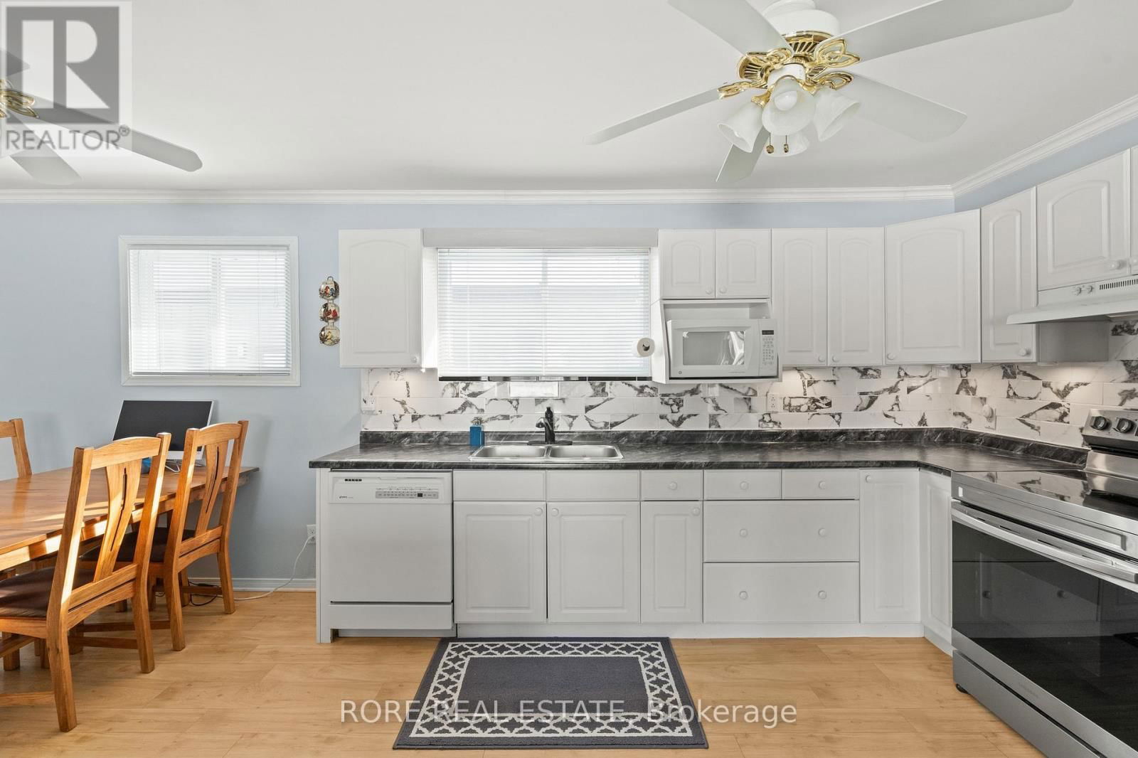 128 COOK AVENUE Image 12