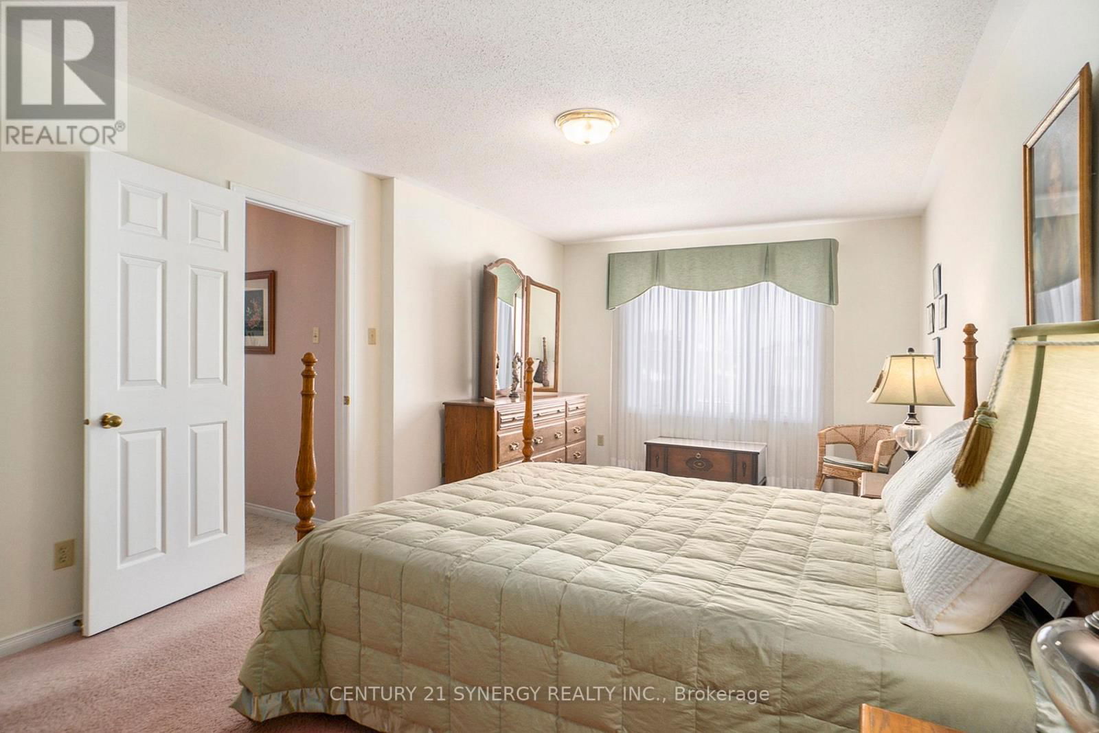 9 DAVIS DRIVE Image 16
