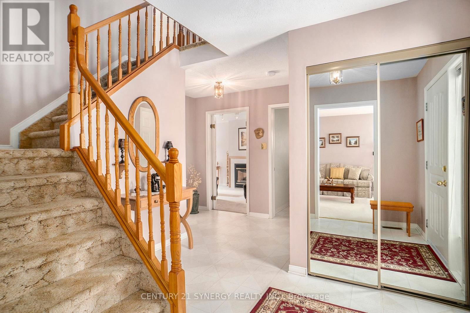 9 DAVIS DRIVE Image 2