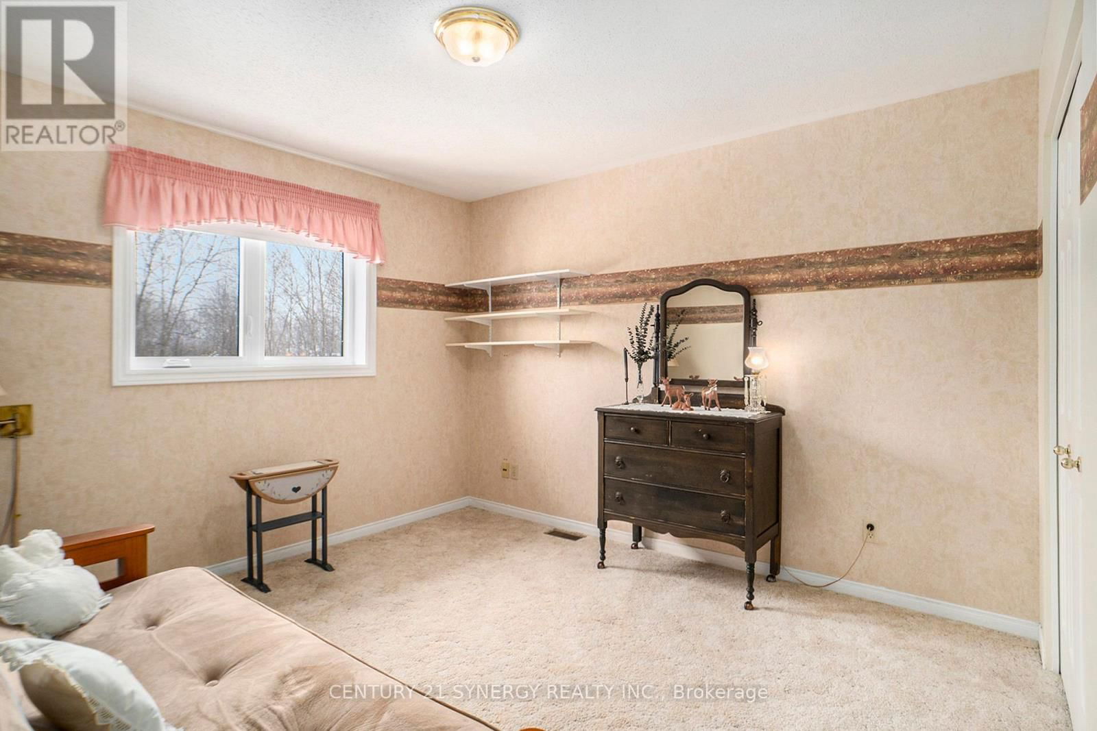 9 DAVIS DRIVE Image 22