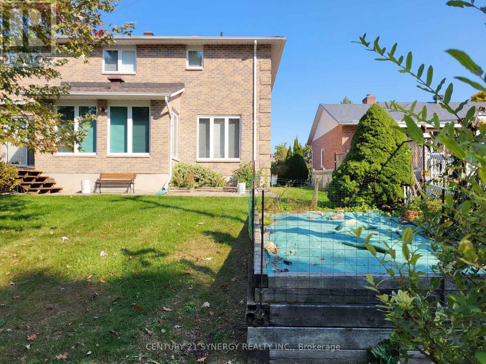 9 DAVIS DRIVE Image 34