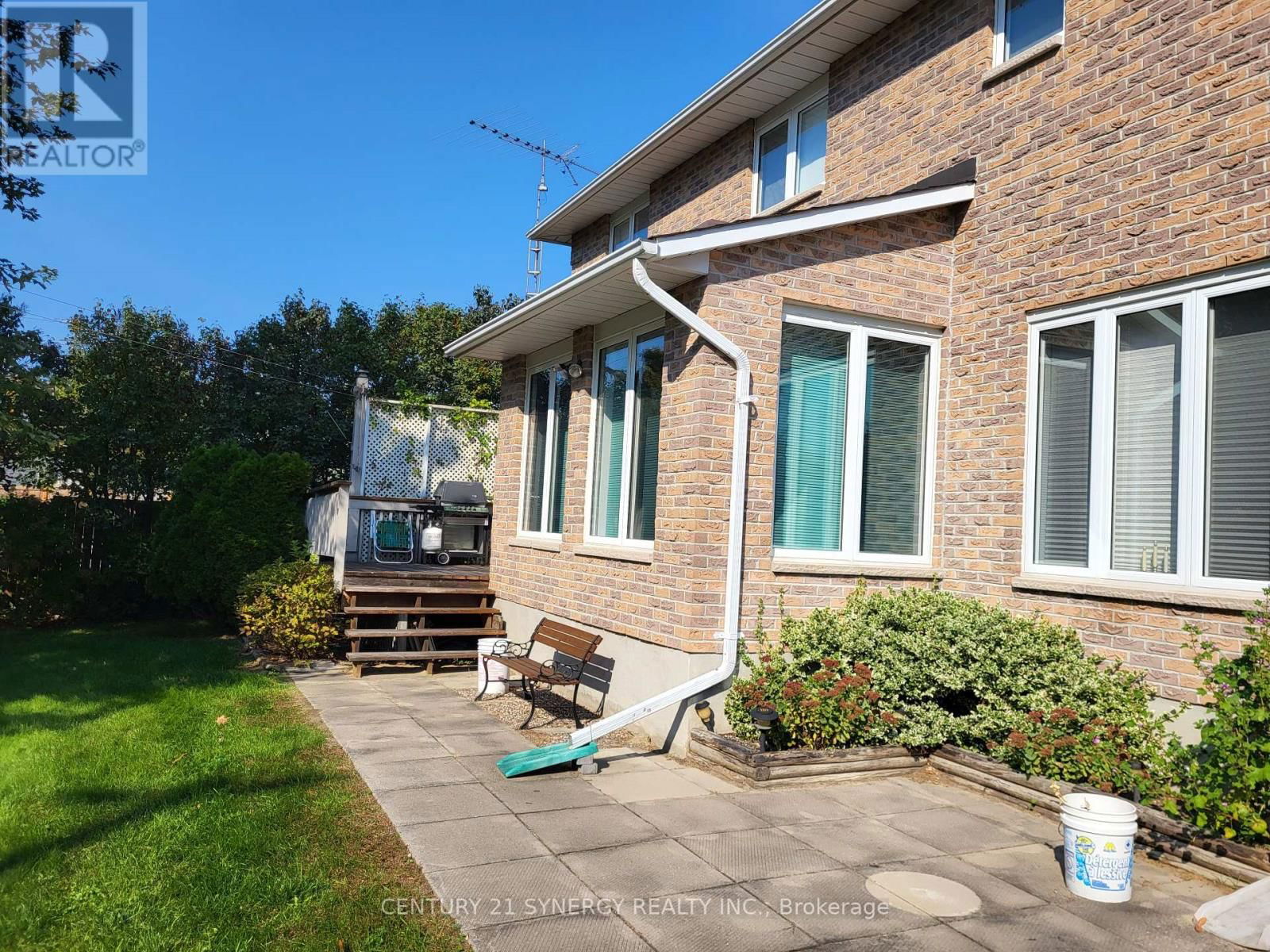 9 DAVIS DRIVE Image 36