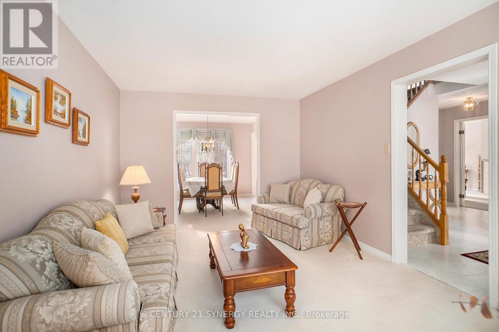 9 DAVIS DRIVE Image 4