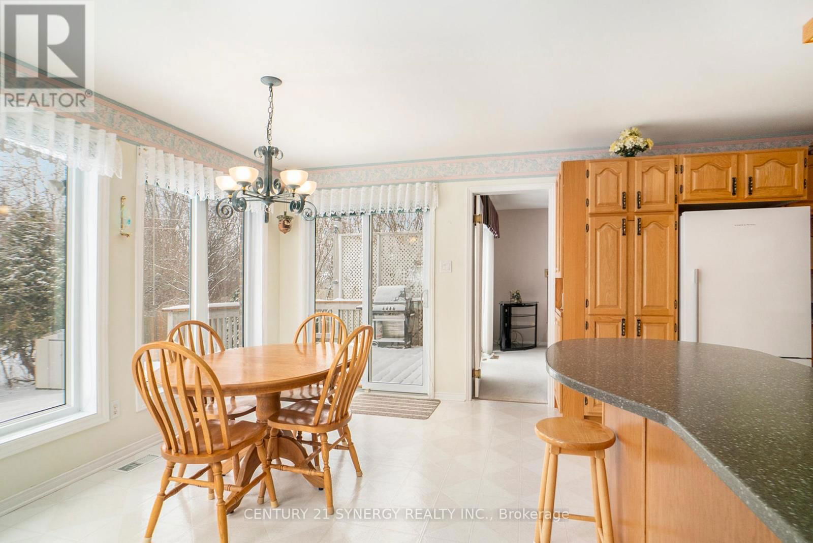 9 DAVIS DRIVE Image 9