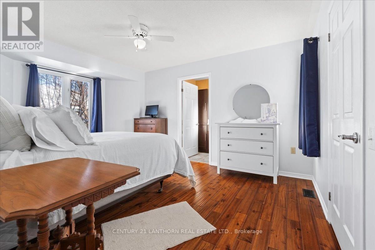 9 REYNOLDS PLACE Image 7