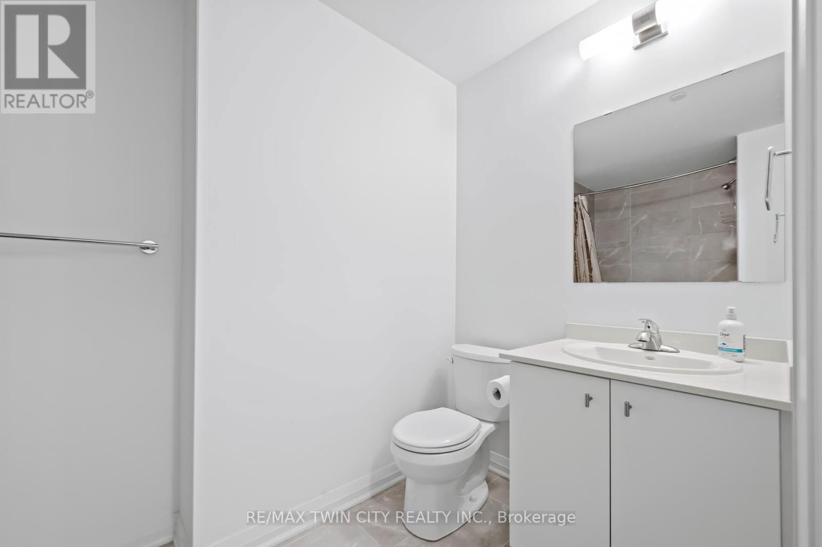 213 - 101 GOLDEN EAGLE ROAD Image 28