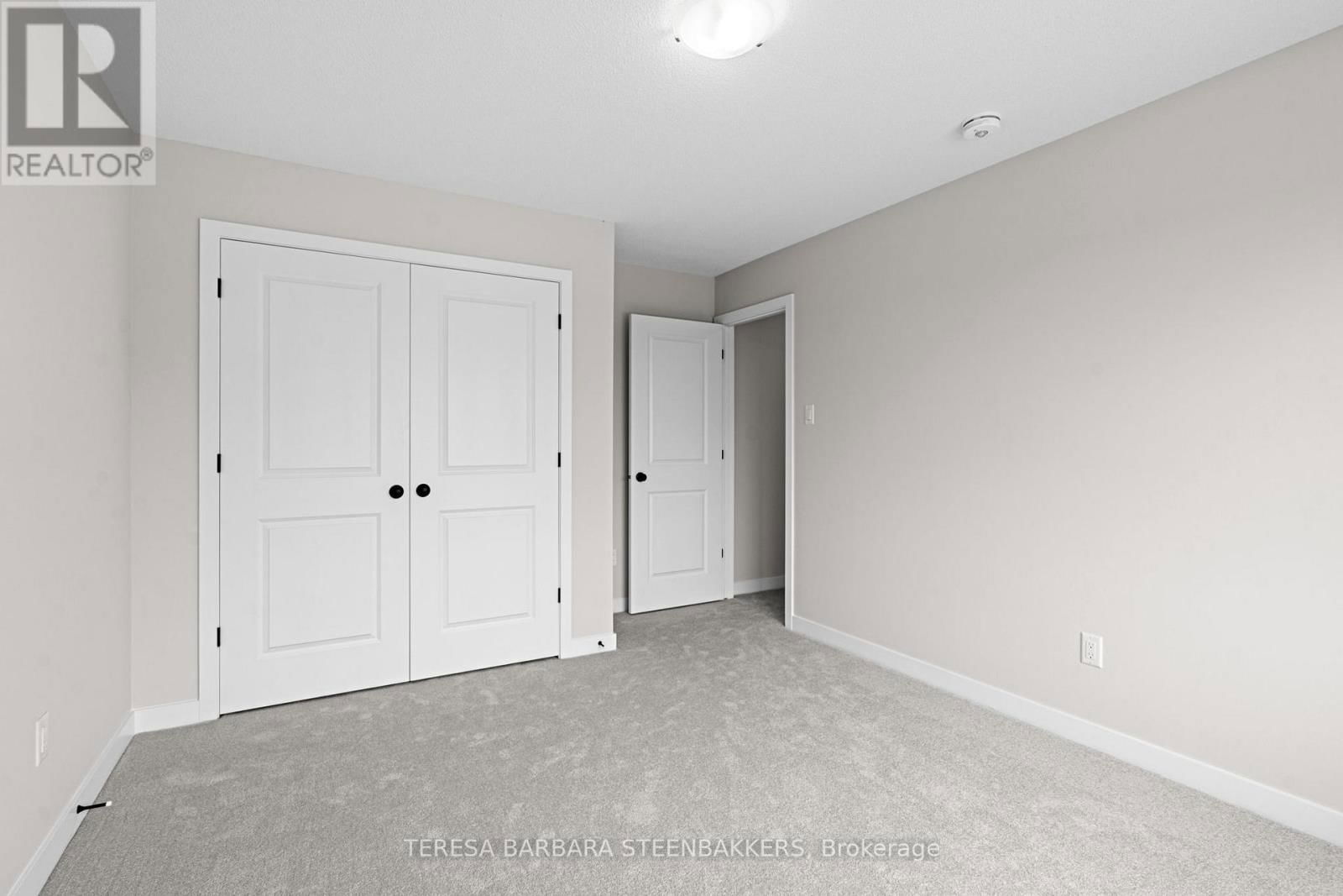 747 KENNY GORDON AVENUE WEST Image 25