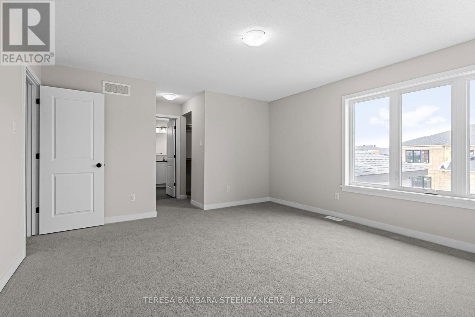 747 KENNY GORDON AVENUE WEST Image 29