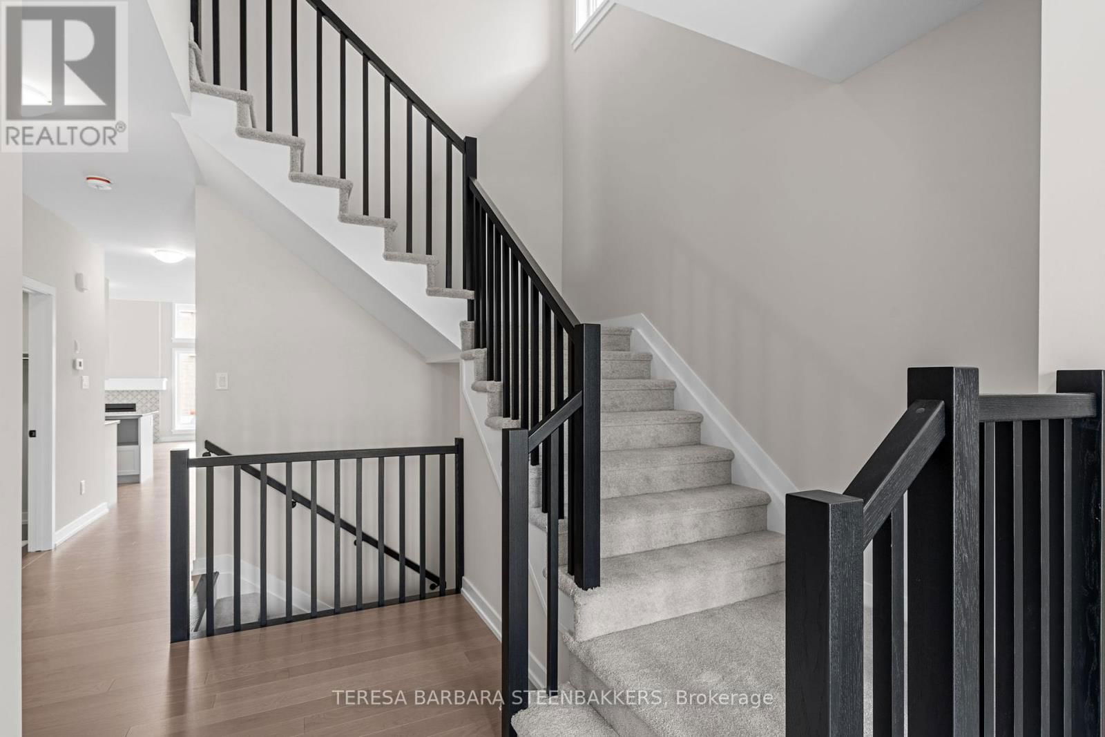 747 KENNY GORDON AVENUE WEST Image 6