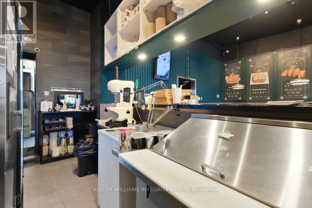 180 RIDEAU STREET Image 19
