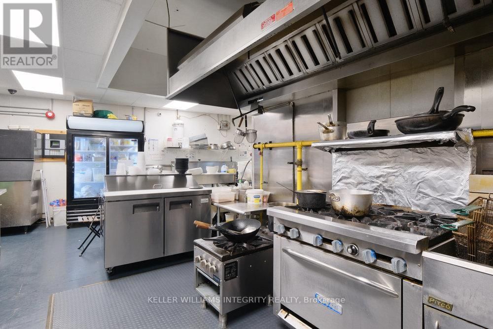 180 RIDEAU STREET Image 21