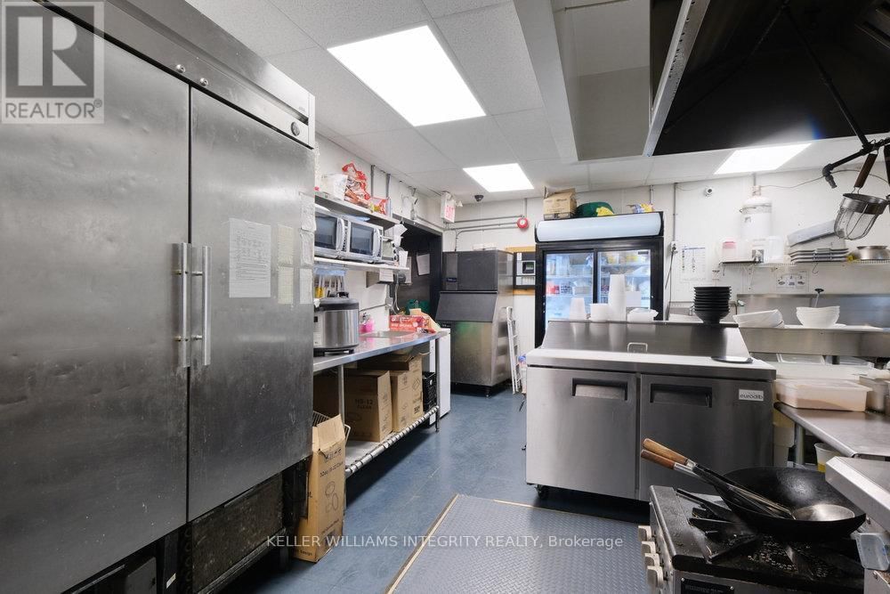 180 RIDEAU STREET Image 22