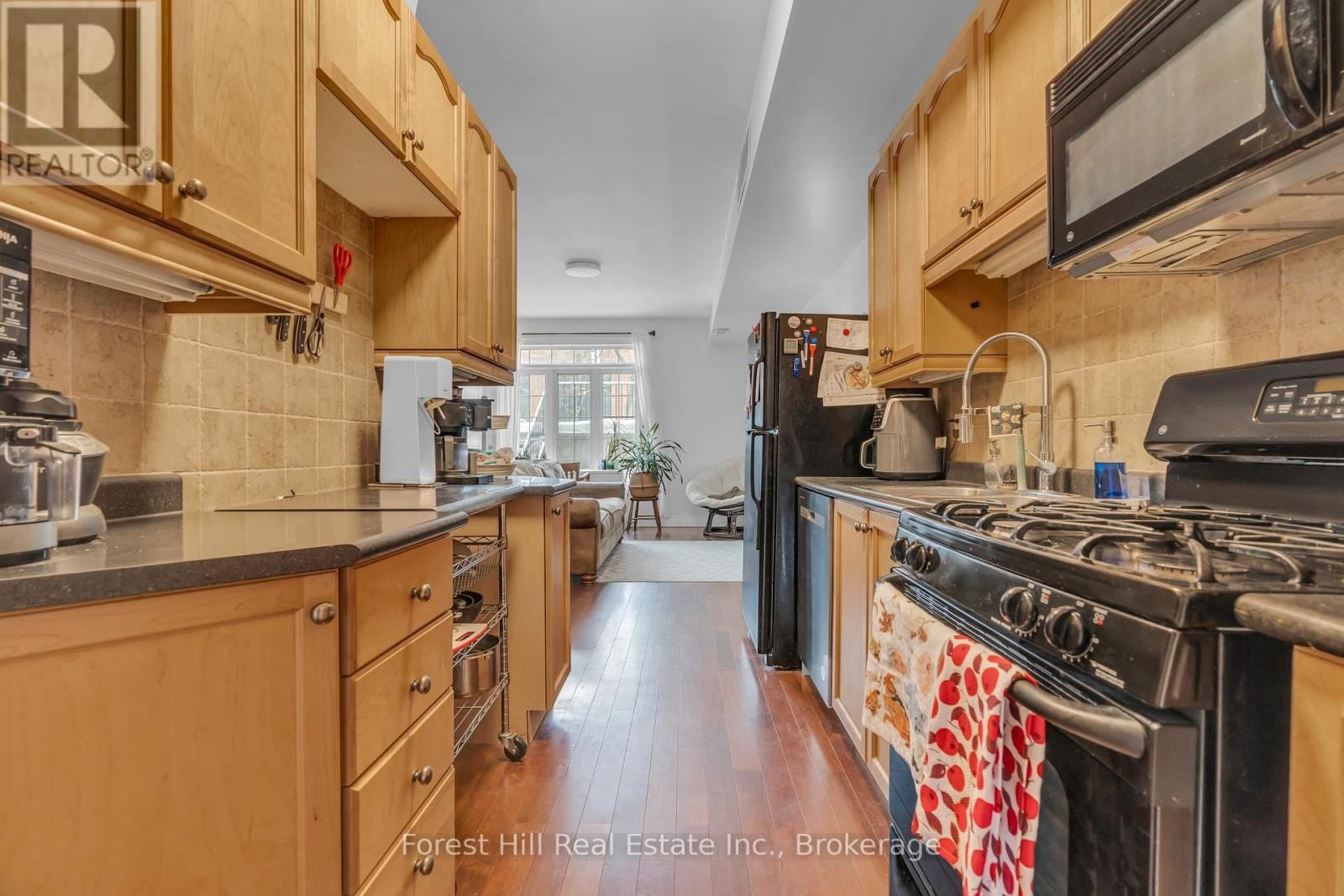 104 - 555 KING STREET EAST Image 7