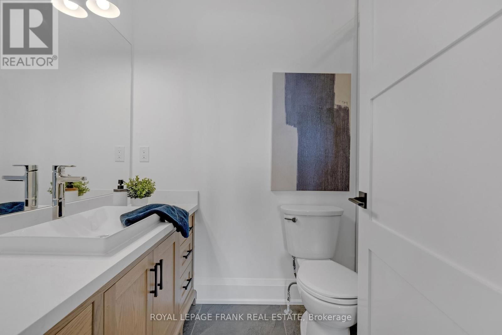 32 POND STREET Image 17