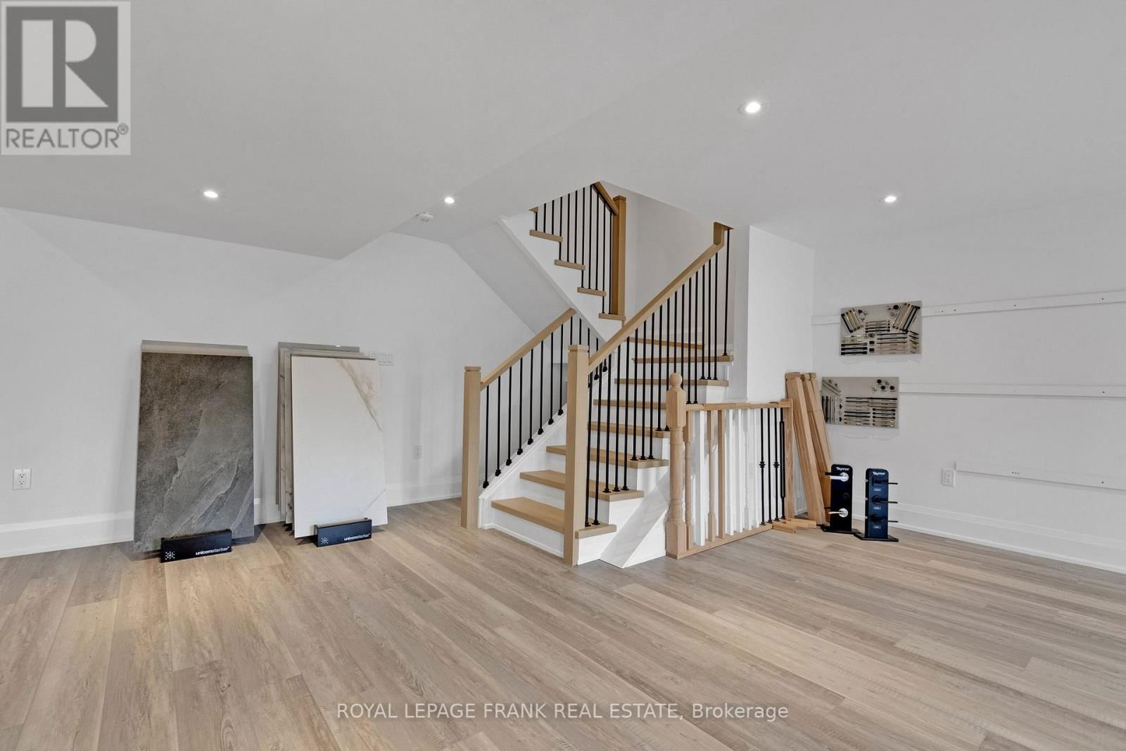 32 POND STREET Image 33