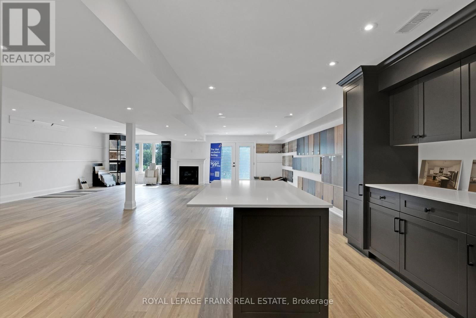 32 POND STREET Image 36