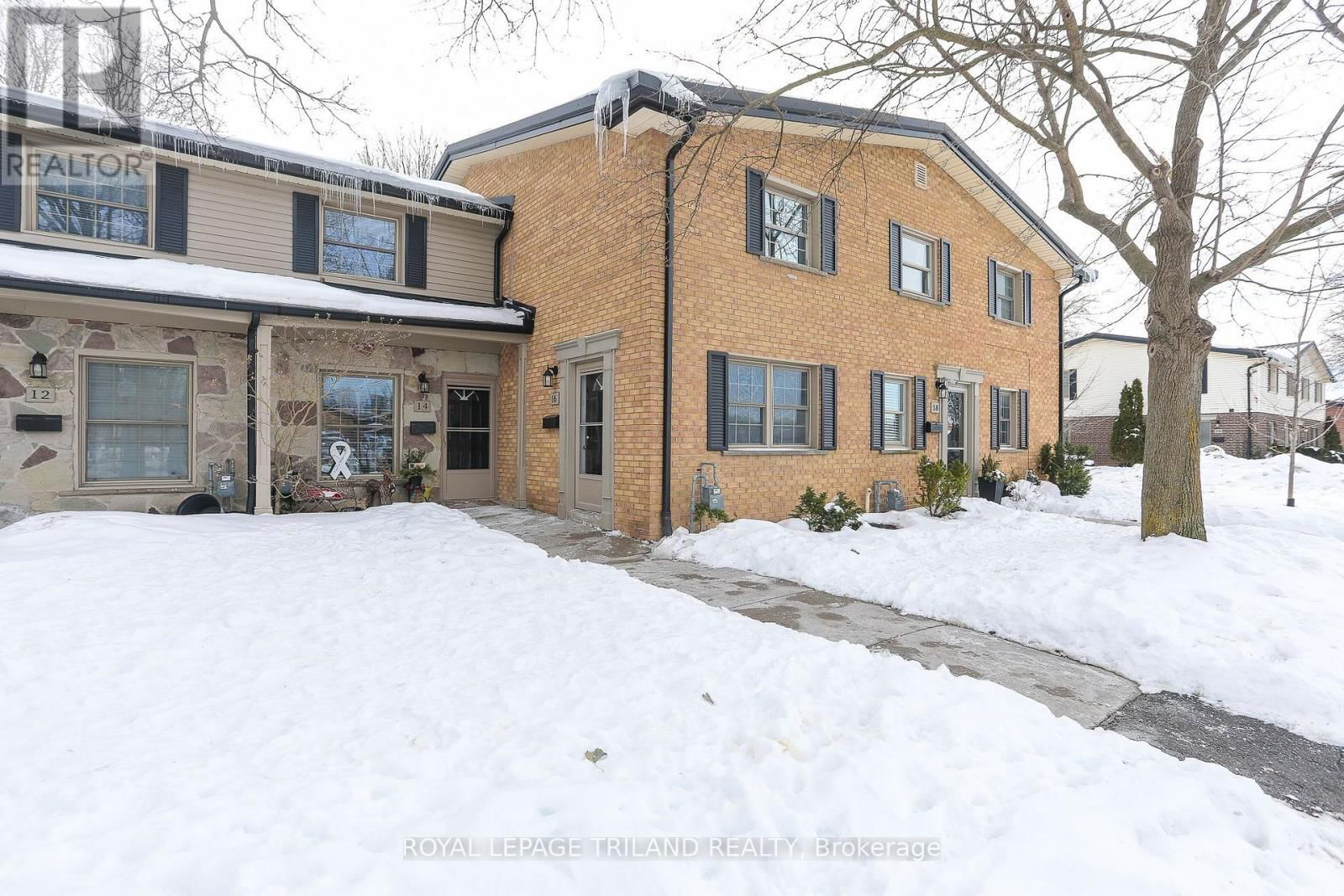 16 GUILDWOOD WALK Image 1