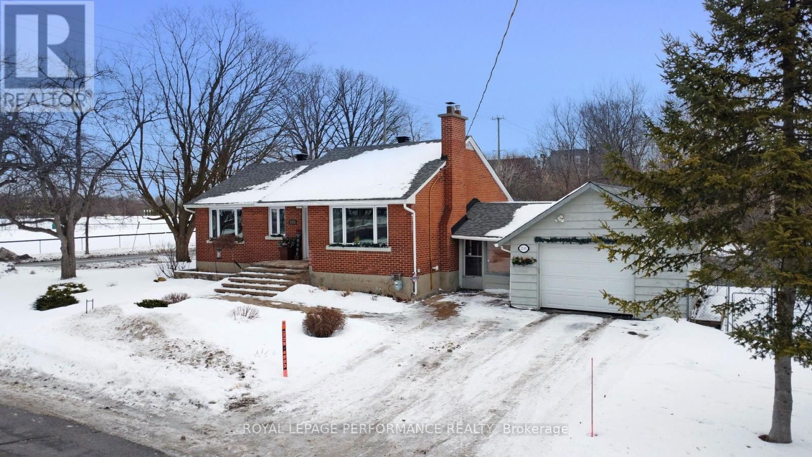 2195 PROSPECT AVENUE Image 35