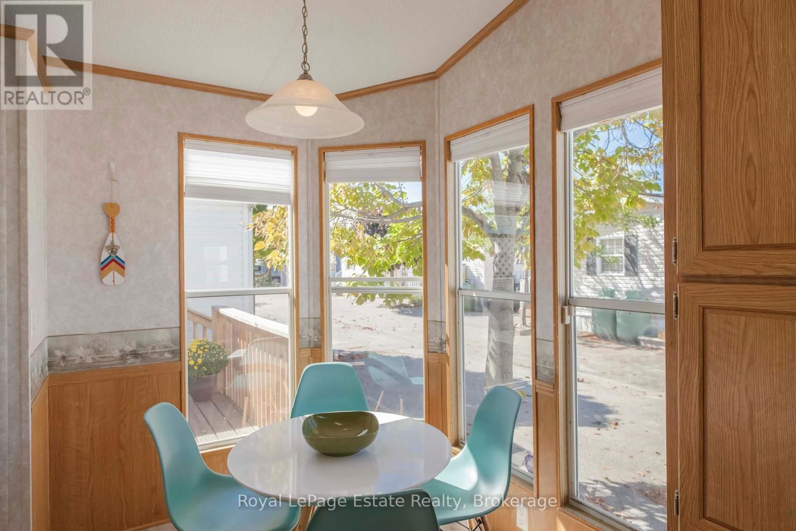 22 - 25 7TH AVENUE SOUTH Image 19