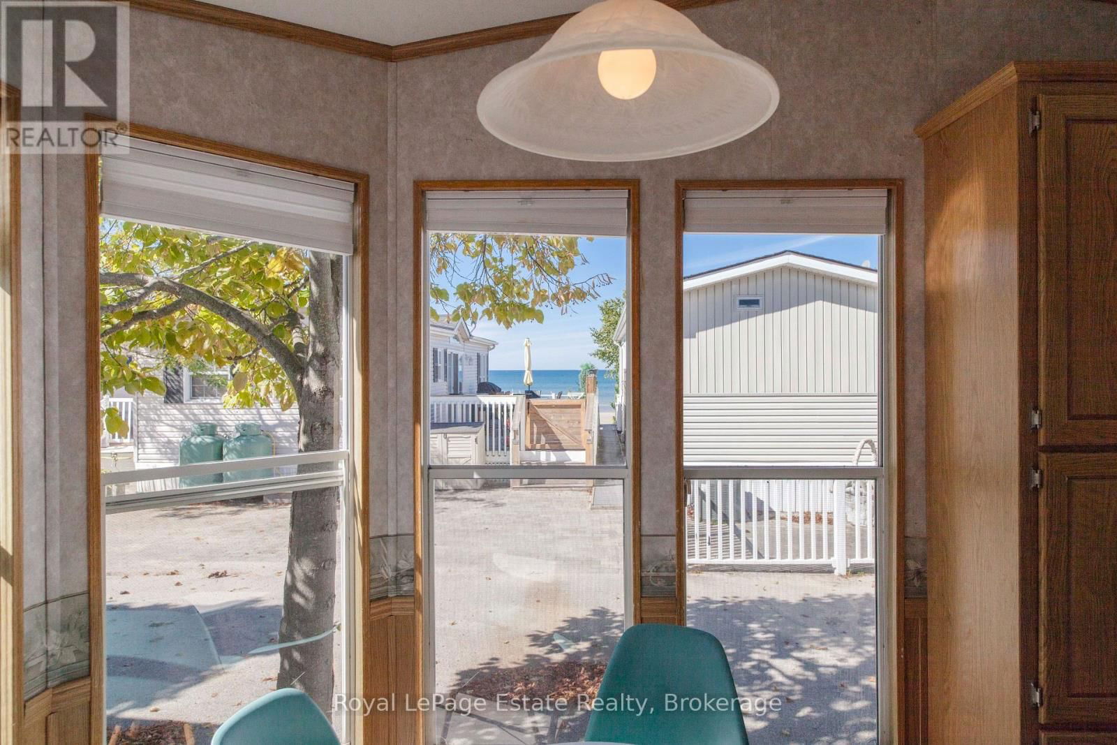 22 - 25 7TH AVENUE SOUTH Image 21