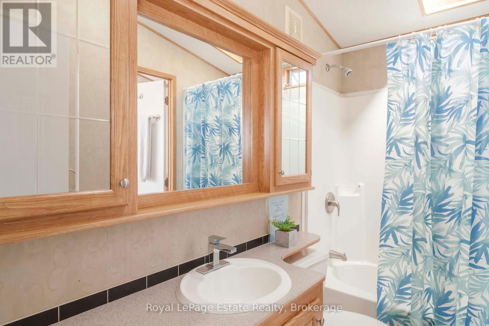 22 - 25 7TH AVENUE SOUTH Image 30