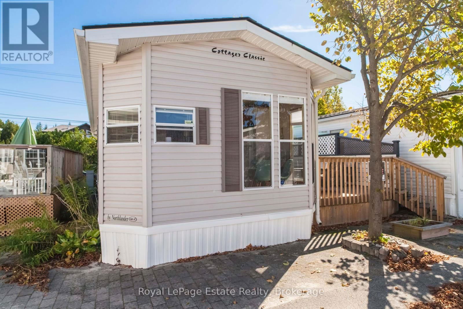 22 - 25 7TH AVENUE SOUTH Image 32