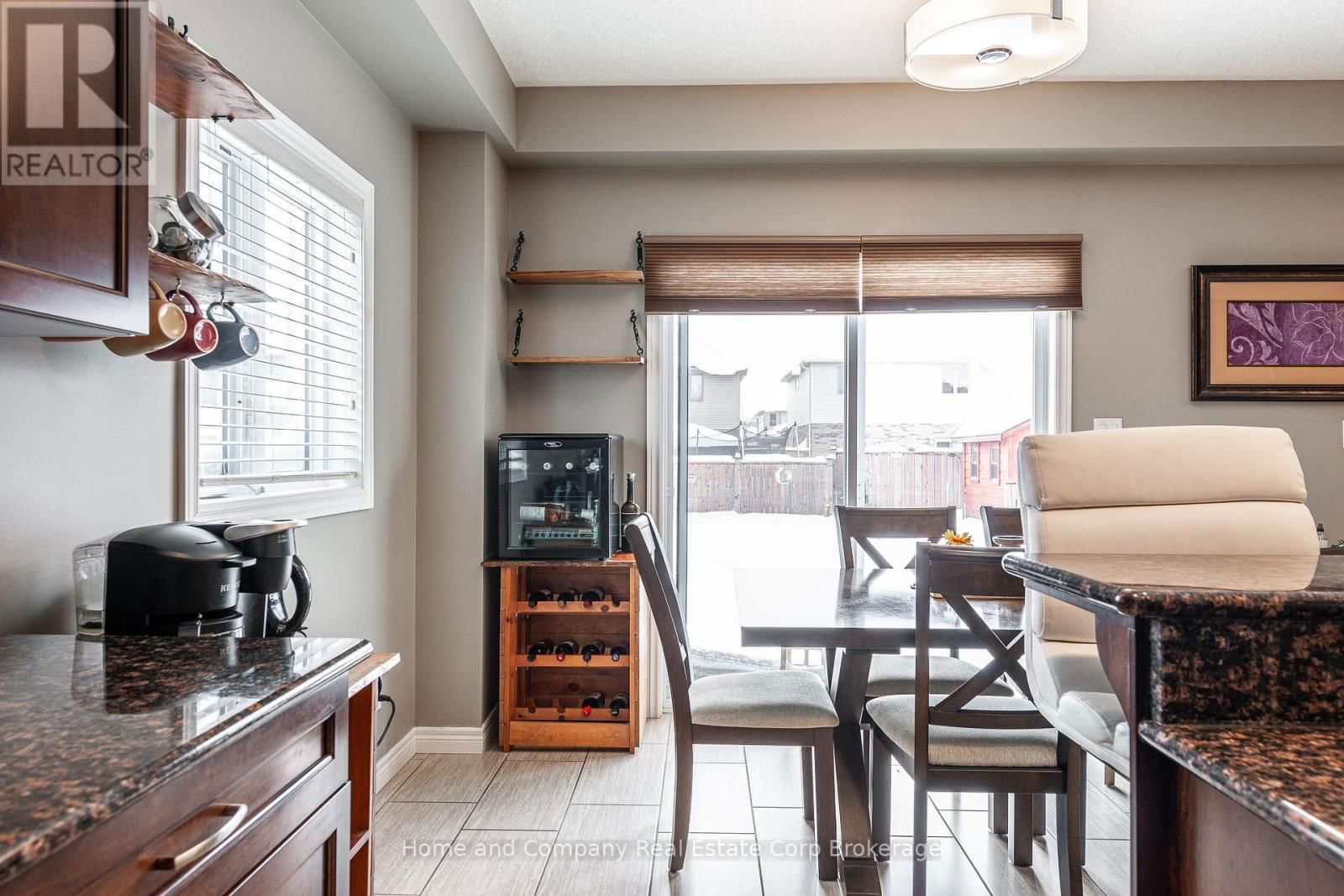 13 BROWN STREET Image 14