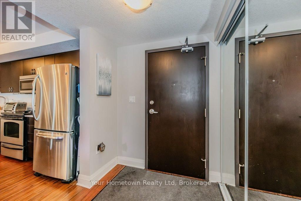 303 - 776 LAURELWOOD DRIVE Image 3