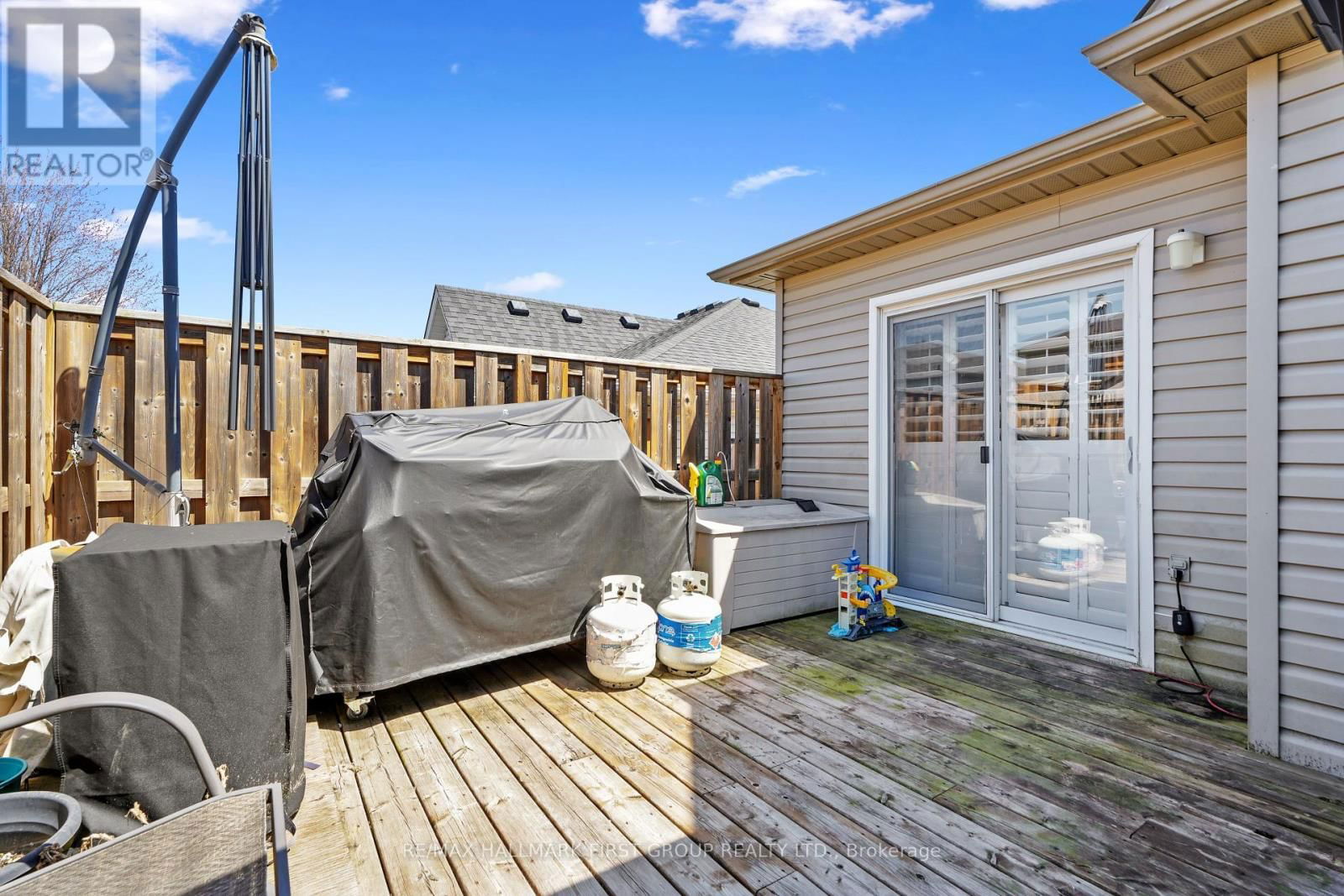 70 JIGGINS COURT Image 32