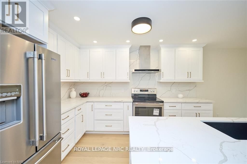 76 LORETTA DRIVE Image 11