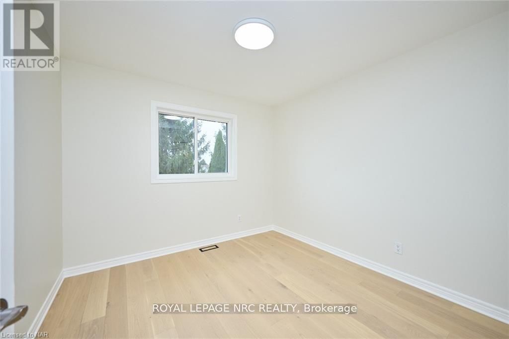 76 LORETTA DRIVE Image 22