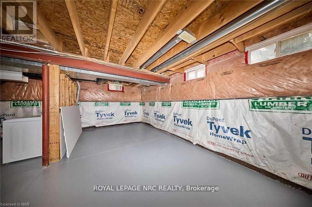 76 LORETTA DRIVE Image 27