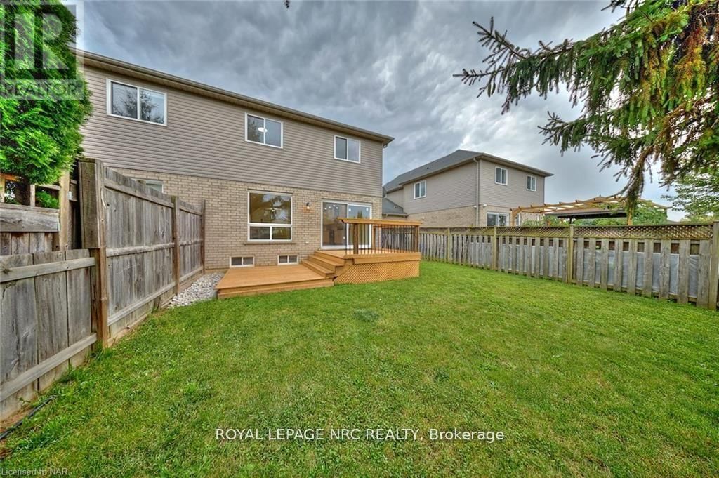76 LORETTA DRIVE Image 30