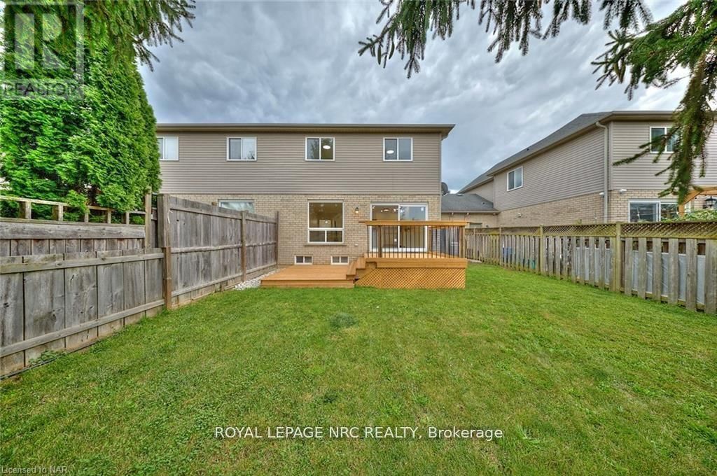 76 LORETTA DRIVE Image 34