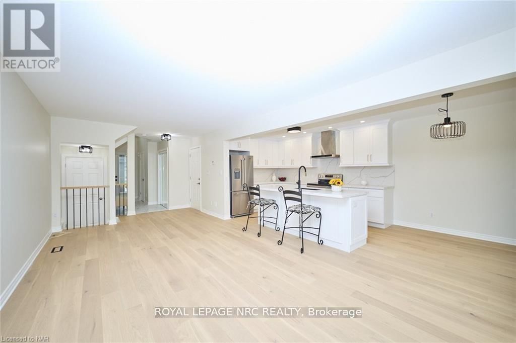 76 LORETTA DRIVE Image 9