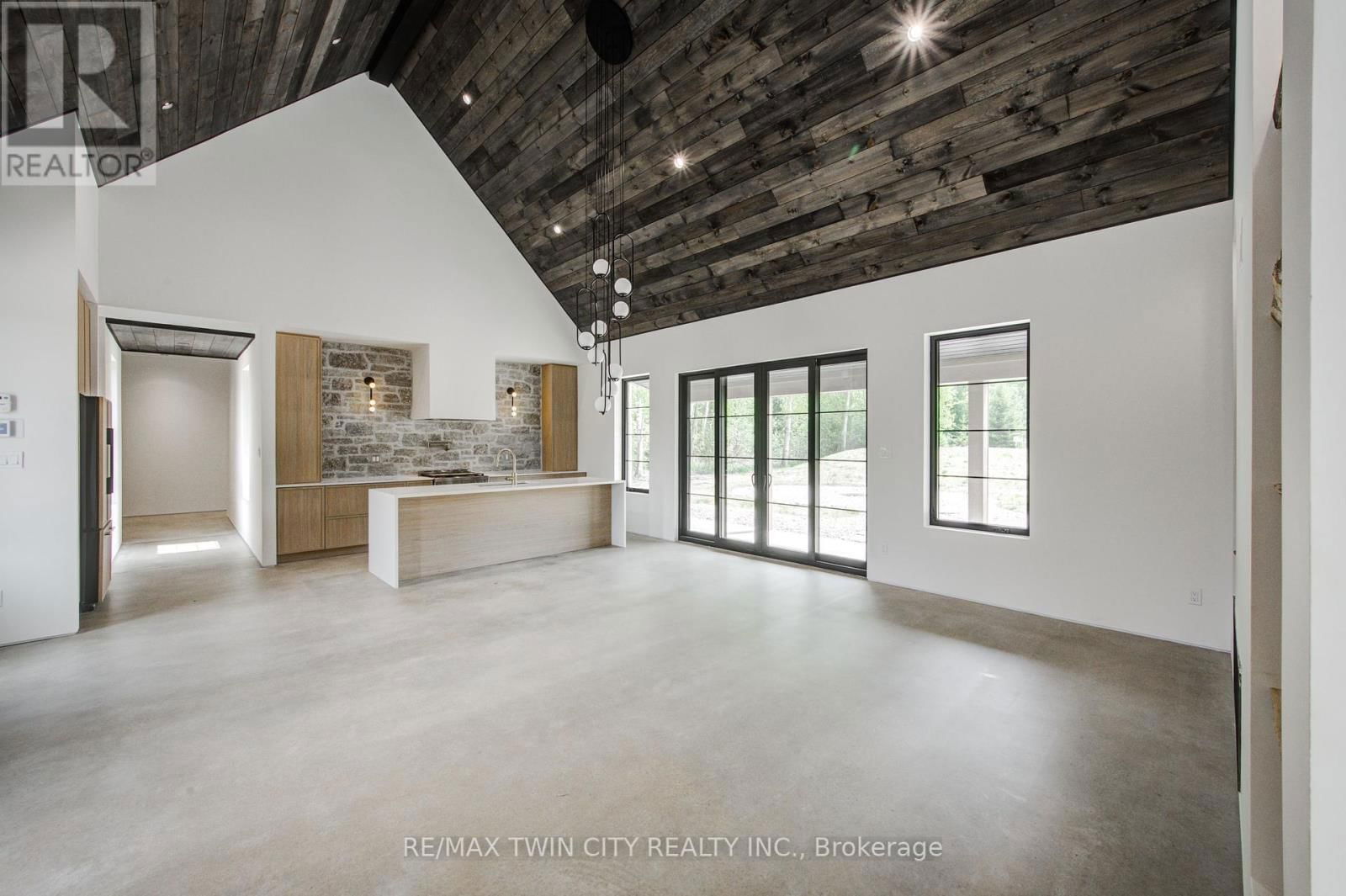 35169 BAYFIELD ROAD Image 16